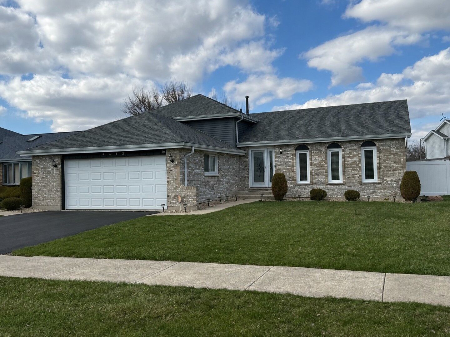 Property Photo:  4412 Bretz Drive  IL 60471 
