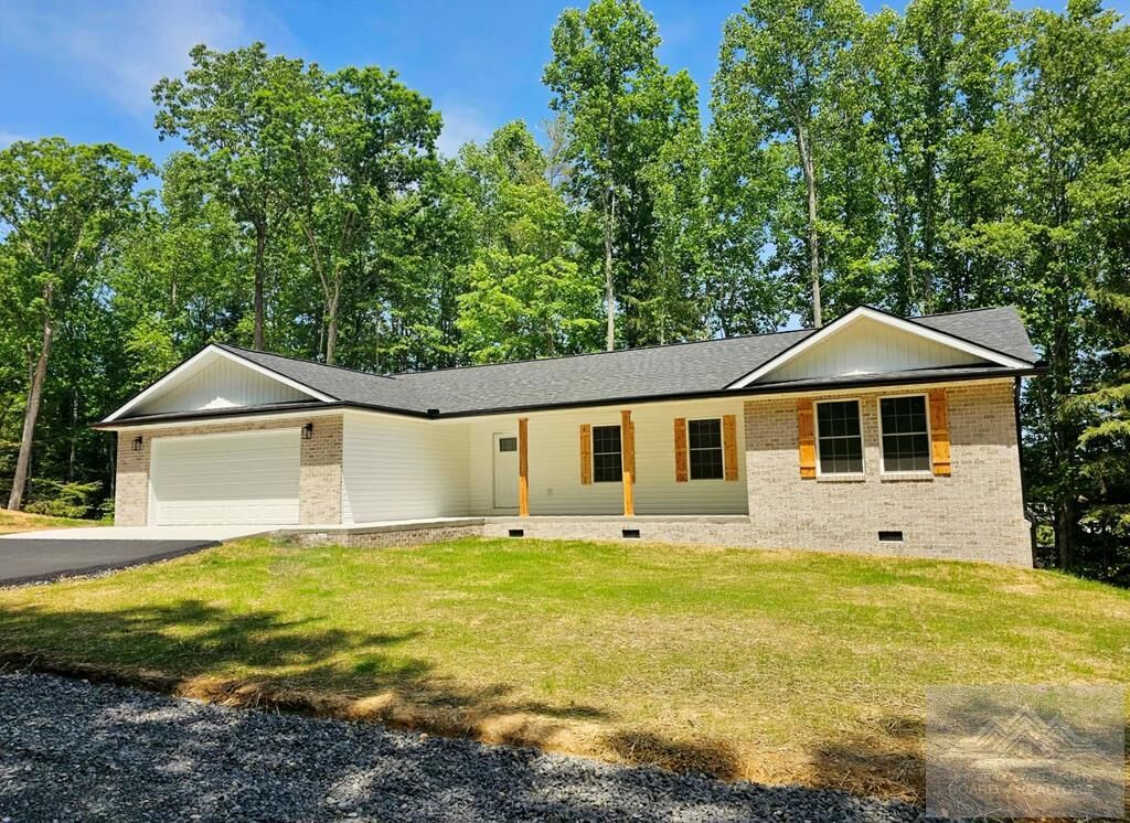 Property Photo:  370 Allenwood Place  WV 24739 