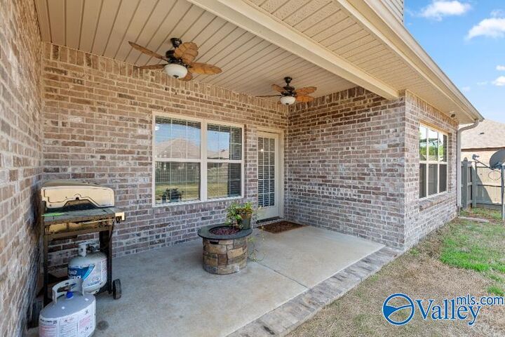 Property Photo:  11006 Thorne Drive  AL 35757 