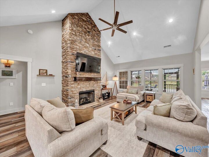 Property Photo:  342 Ranch Road  AL 35986 