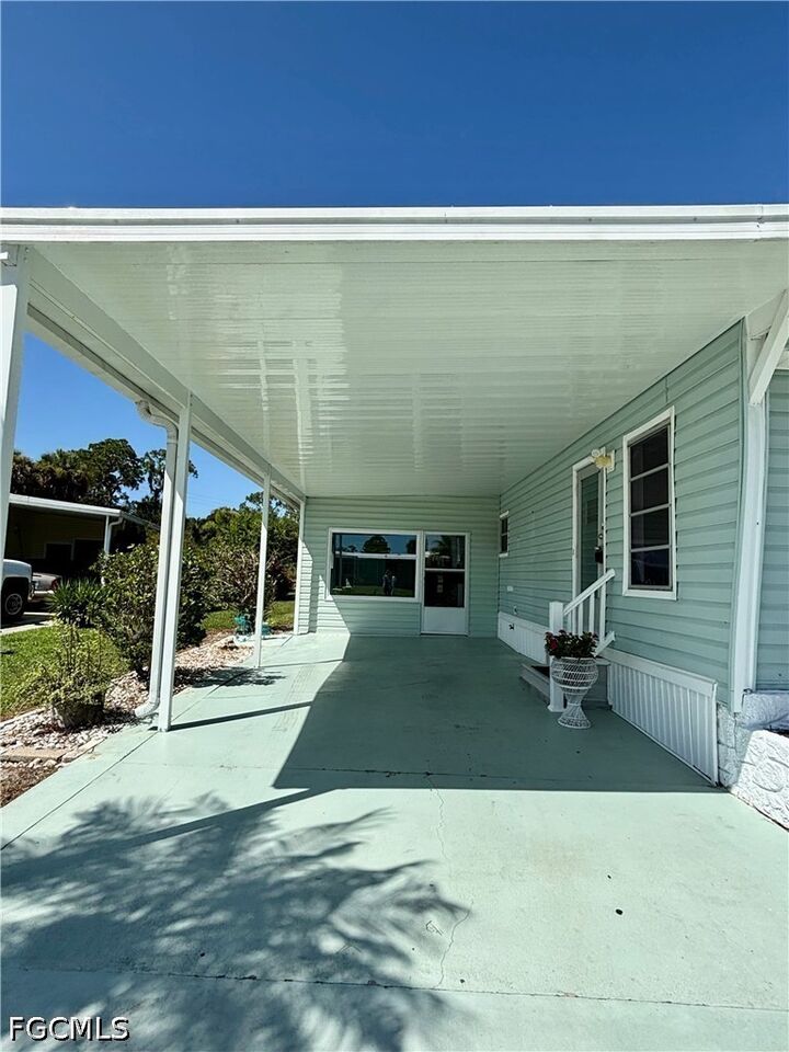 Property Photo:  603 Pine Grove Court  FL 33917 