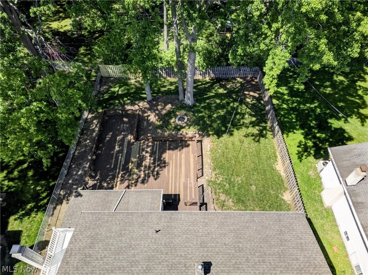 Property Photo:  27864 Edgepark Boulevard  OH 44070 