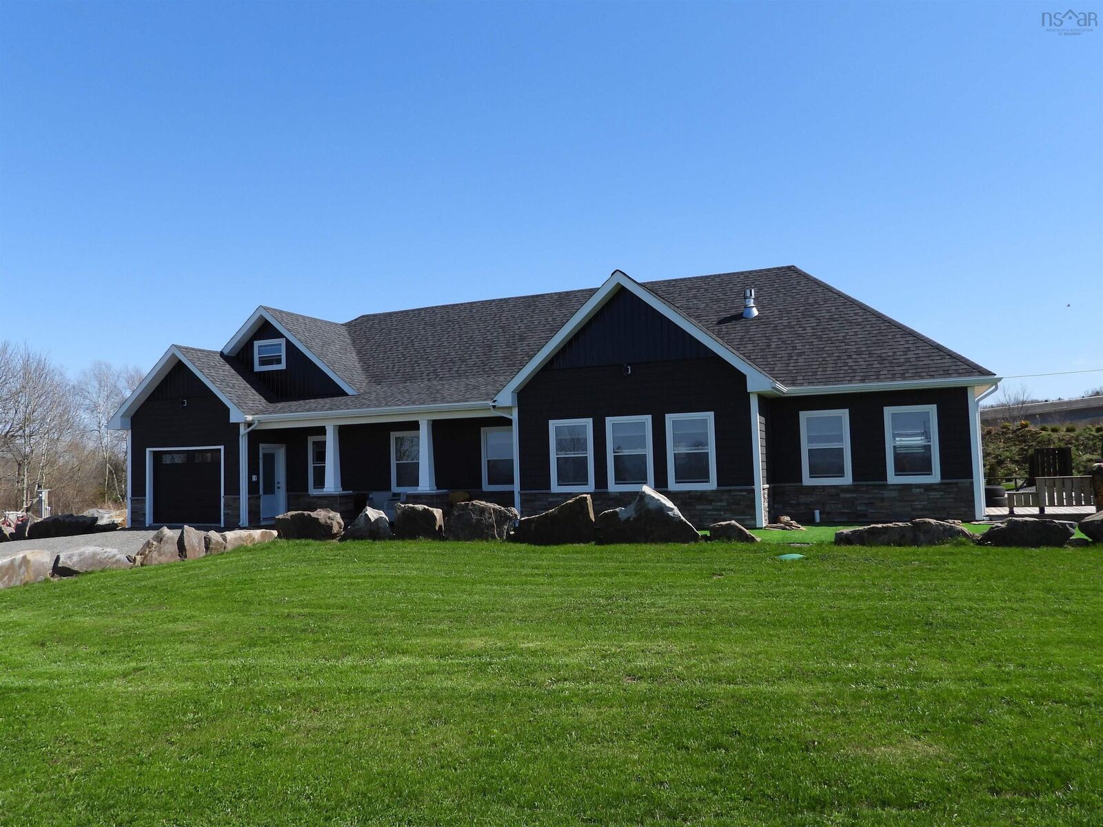 Property Photo: 40 Old Oak Island Road NS B4P 2R3