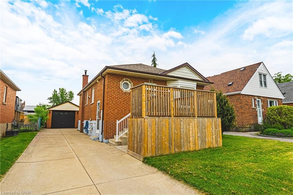 Property Photo:  280 Montrose Avenue  ON L3M 3N8 