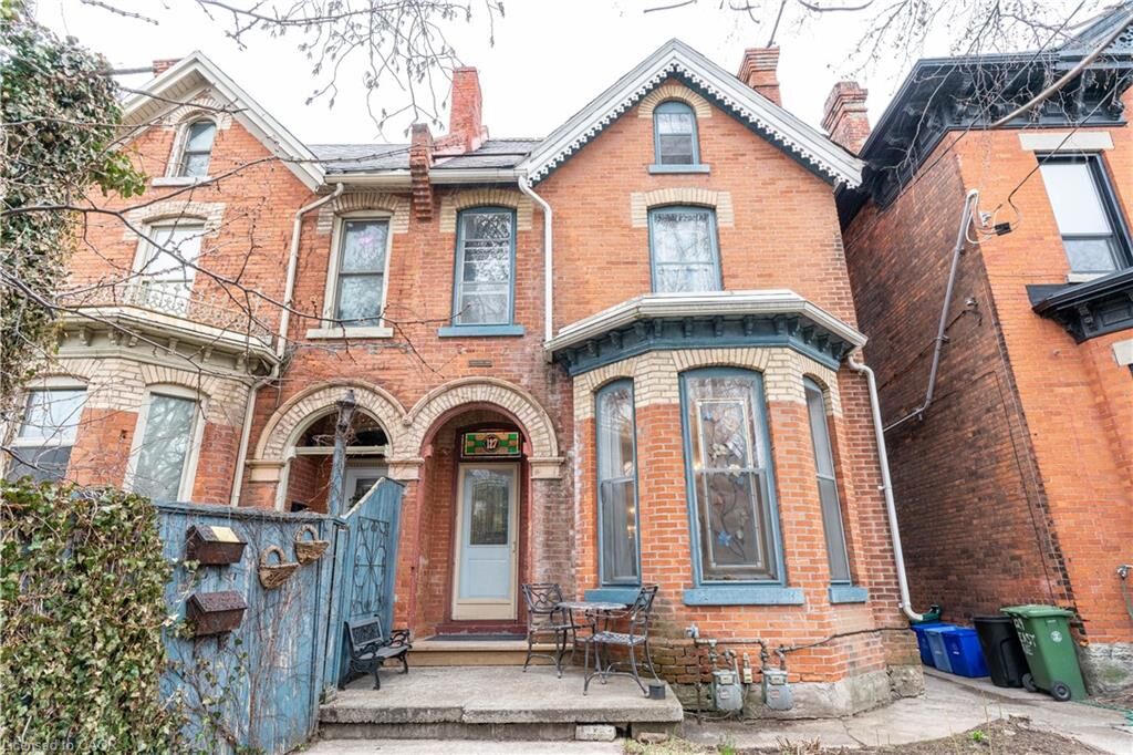 Property Photo: 127 East Avenue S ON L8N 2T6