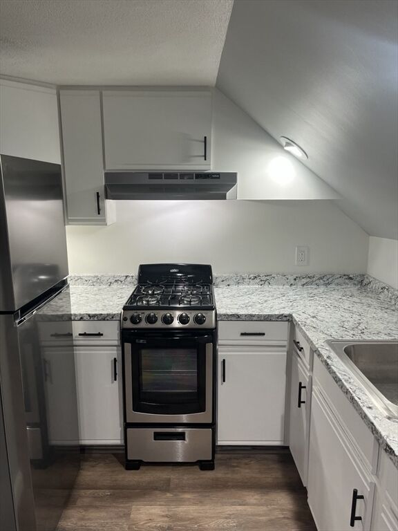 Property Photo:  142 Elm St 5  MA 01913 