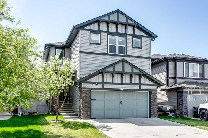 Property Photo: 342 Hillcrest Circle SW AB T4B 4B3