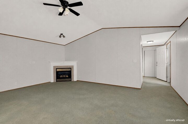 Property Photo:  9518 111 Avenue  AB T0H 0W3 