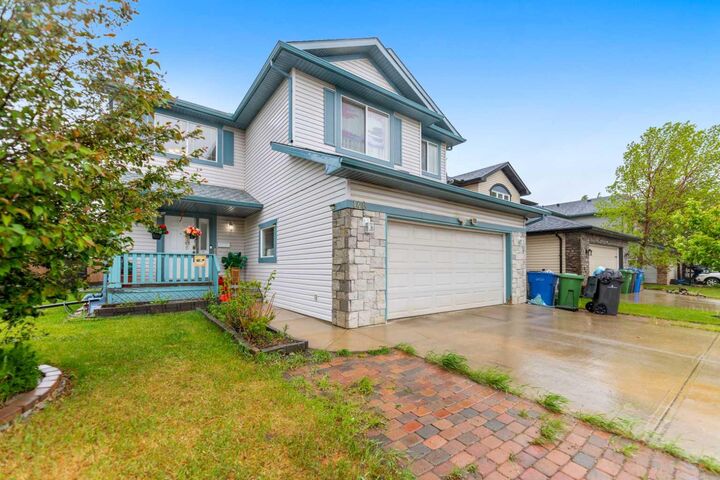Property Photo: 148 Springmere Way AB T1X 1P1