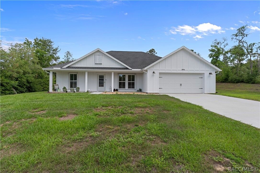 Property Photo: 3004 Woodhill Street FL 34452