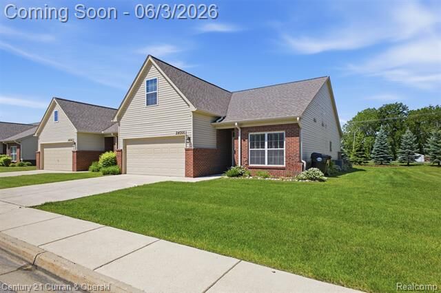 Property Photo:  24066 Hemlock Drive  MI 48134 