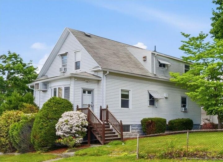Property Photo:  123 Oxford Street  RI 02920 