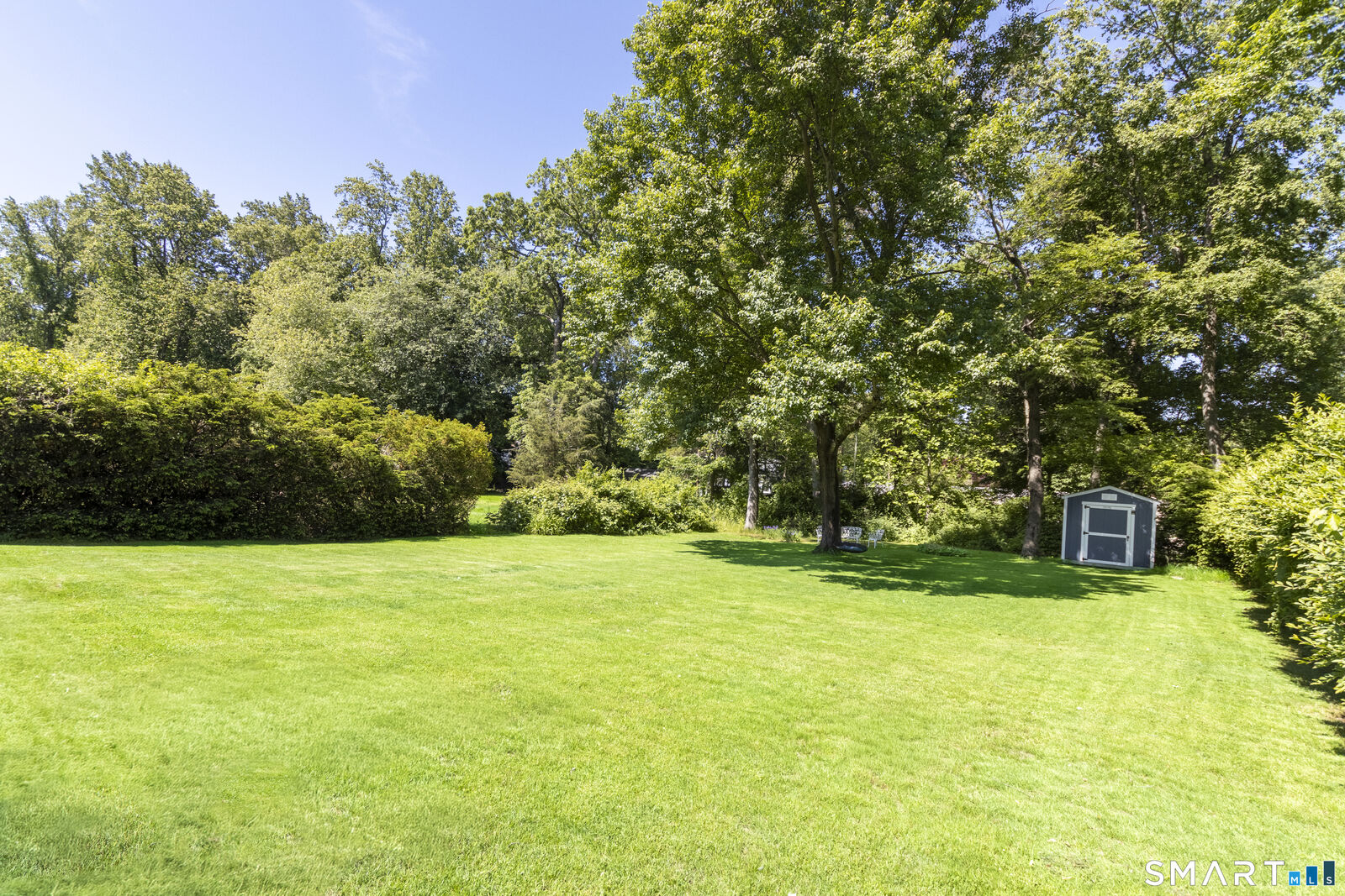 Property Photo: 34 Robinwood Road CT 06611