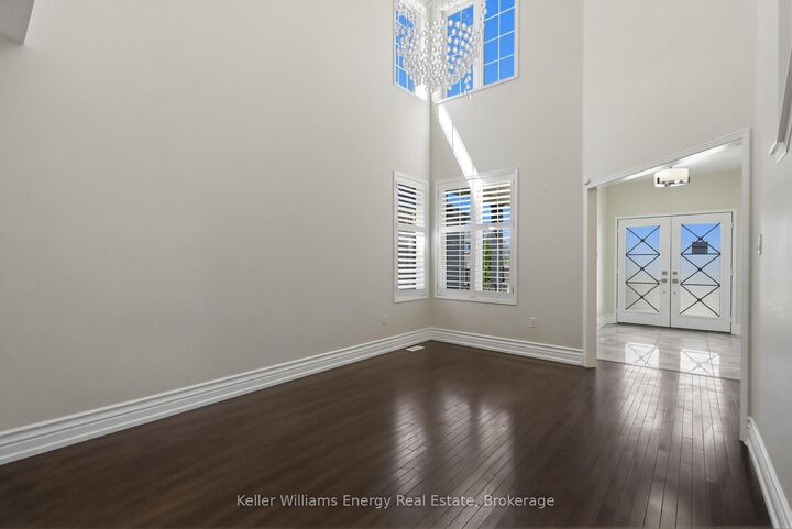 Property Photo: 1633 Grandview Street N ON L1K 0A6