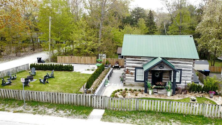 Property Photo:  347 Balm Beach Road W  ON L0L 2J0 