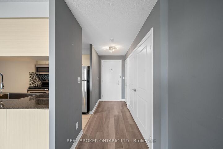 Property Photo: 2015 Sheppard Avenue E 3010 ON M2J 0B3