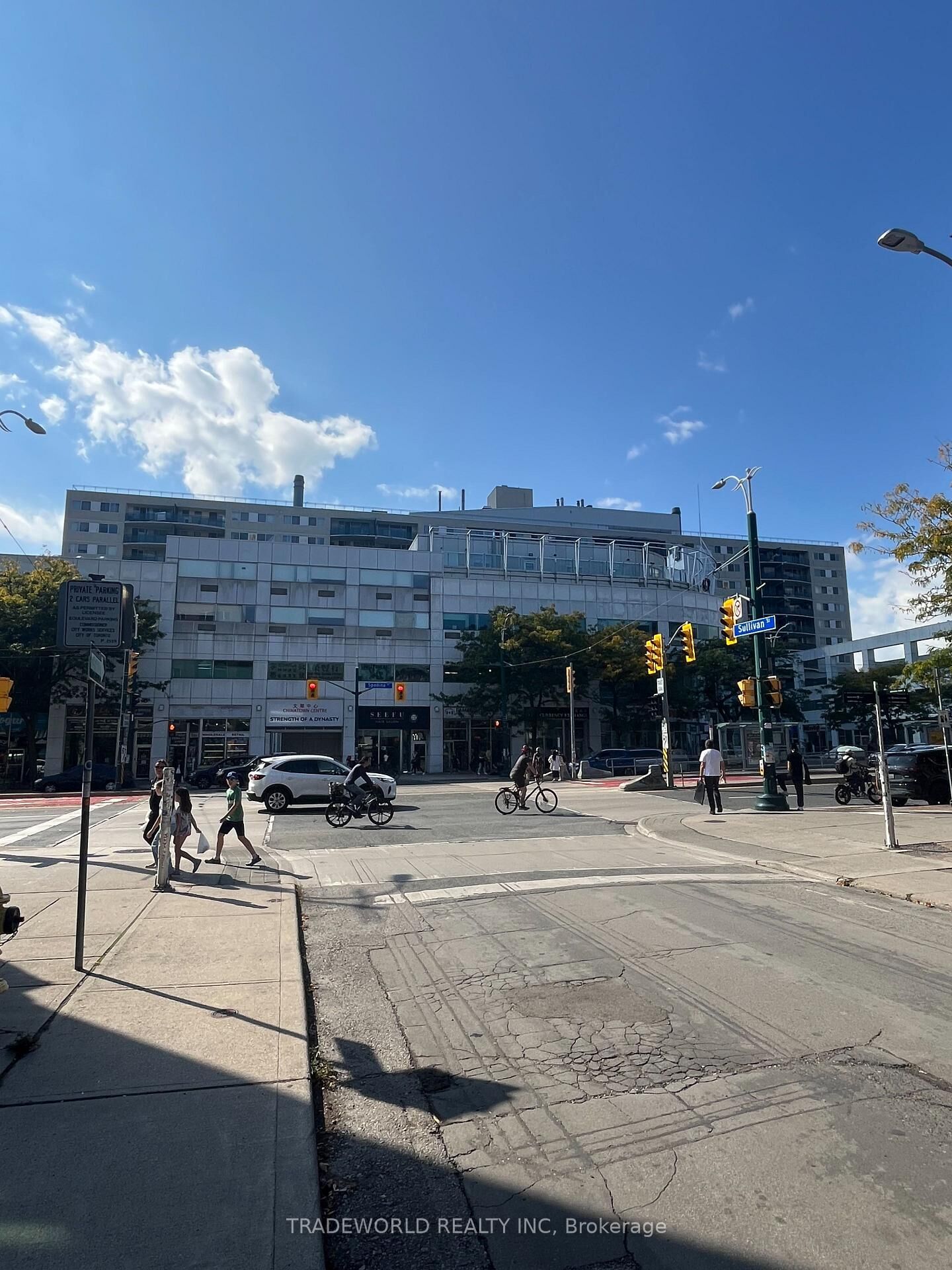 Property Photo:  99 Cameron Street 520  ON M5T 3A2 