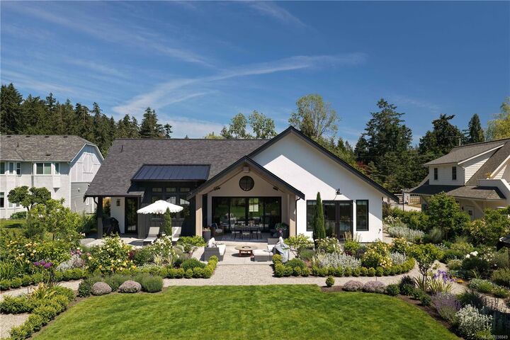 839 Clayton Rd — photo 1