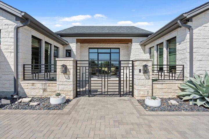 Property Photo:  309 Highland Spring Lane  TX 78633 