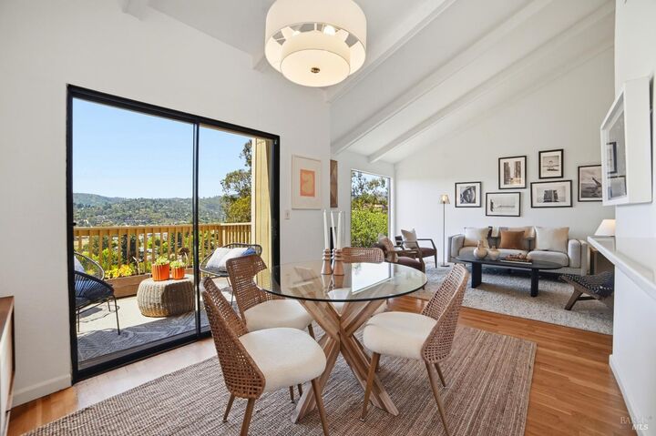 Property Photo:  16 Chaucer Court  CA 94941 