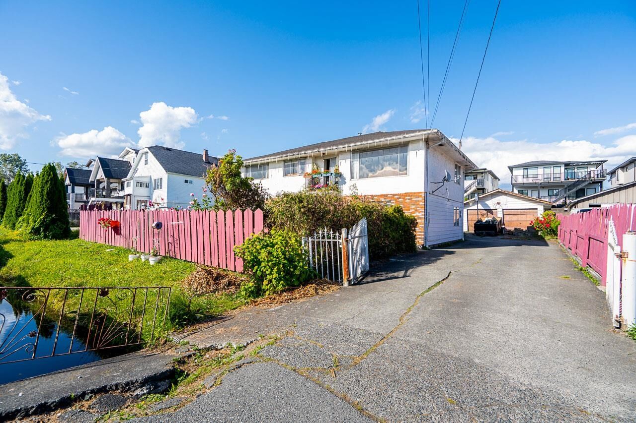 Property Photo: 343 Pembina Street BC V3M 5J5