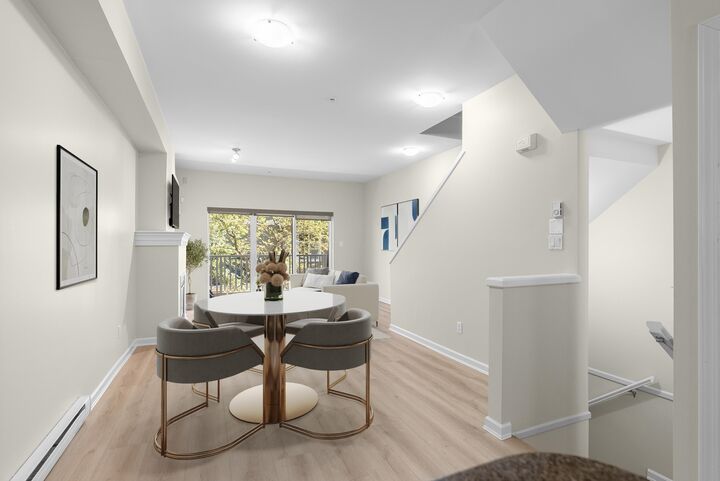 Property Photo: 935 Ewen Avenue 99 BC V3M 0A1