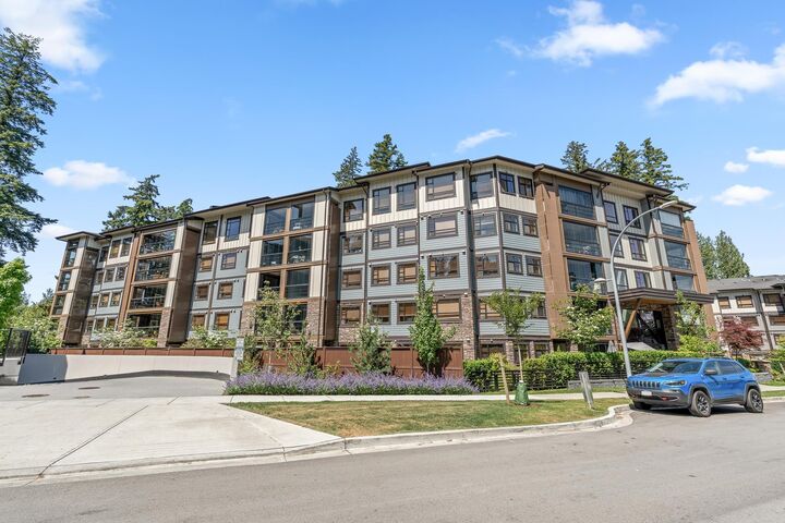 3535 146A Street 304 — photo 1