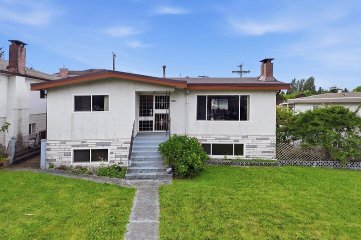 3063 Renfrew Street — photo 1