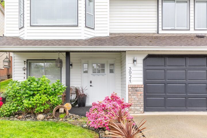 Property Photo: 3924 Waterton Crescent BC V3G 1J8