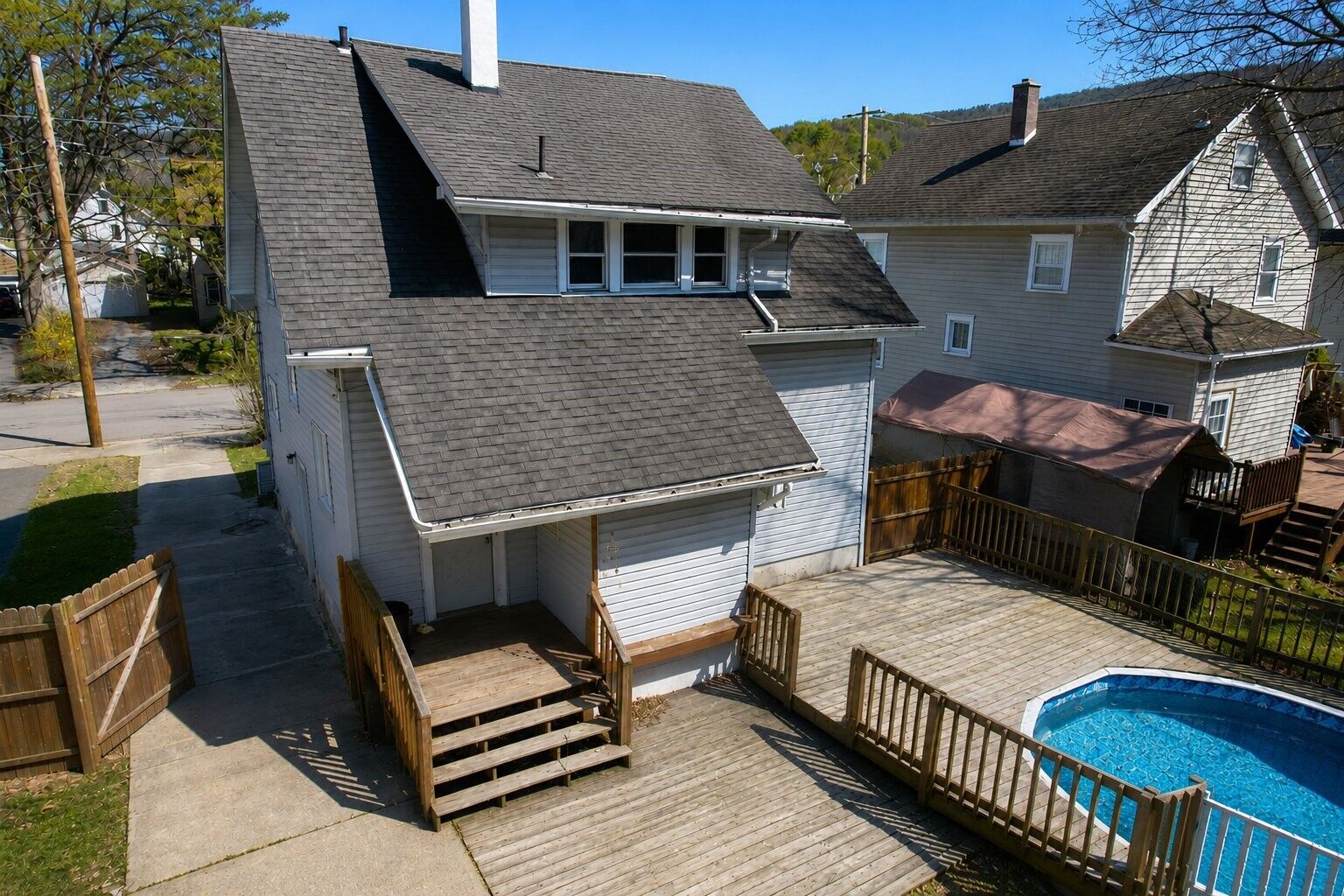 Property Photo:  20 Vine Street  NY 13903 