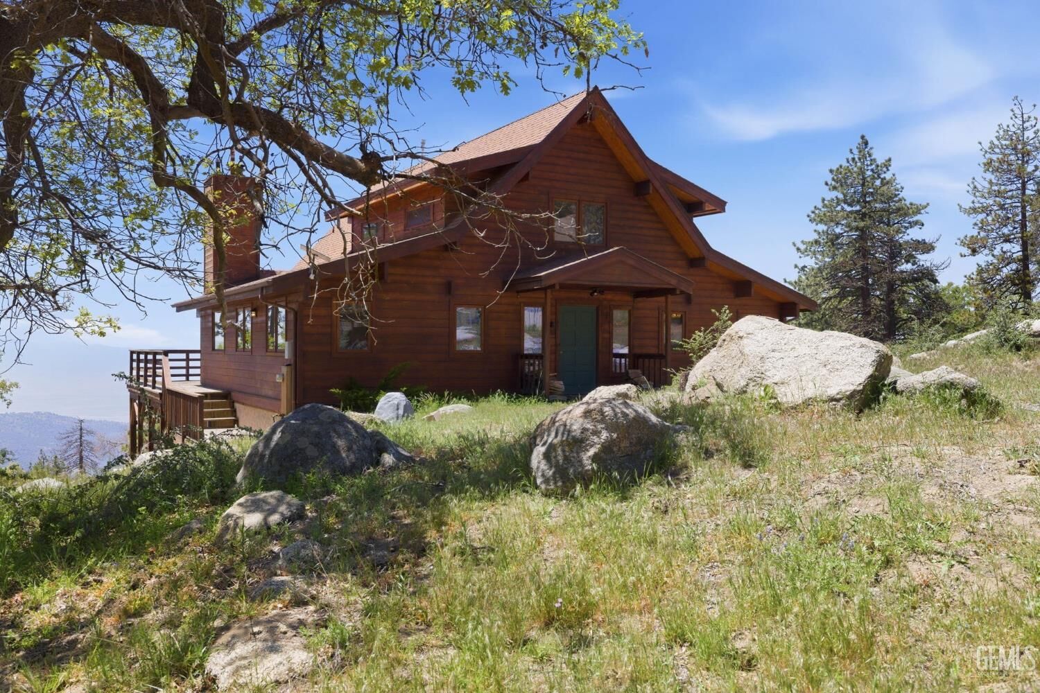 Property Photo:  26660 Cedar Creek Court  CA 93561 