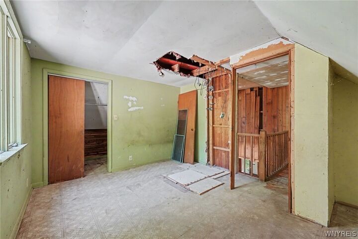 Property Photo:  8176 Irish Road  NY 14033 