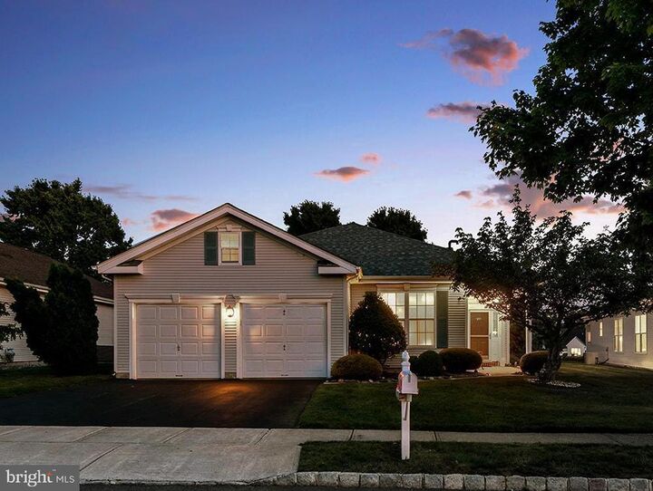 Property Photo:  46 Minuteman Circle  NJ 08501 