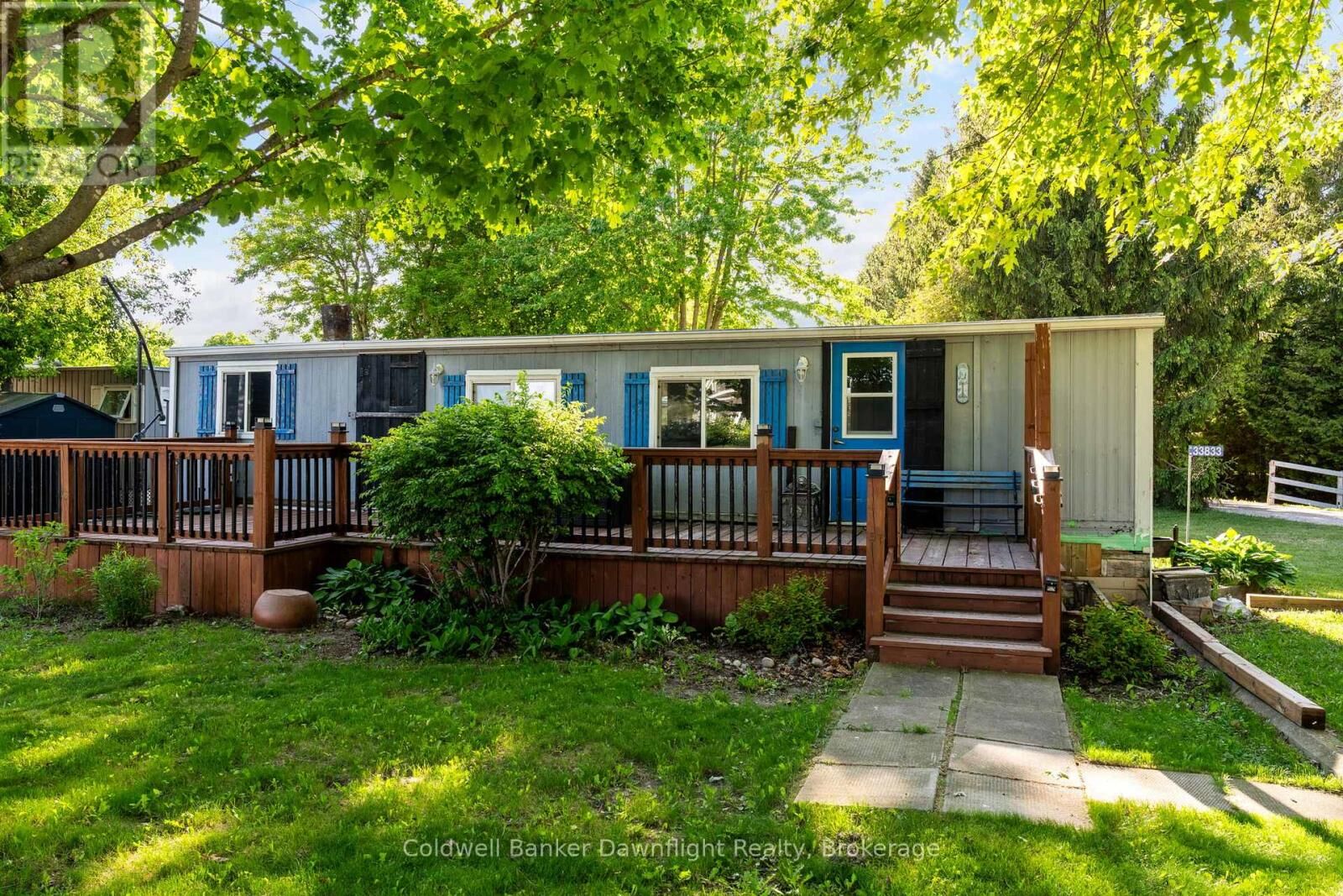 Property Photo:  33833 Hessenland Lane  ON N0M 2T0 