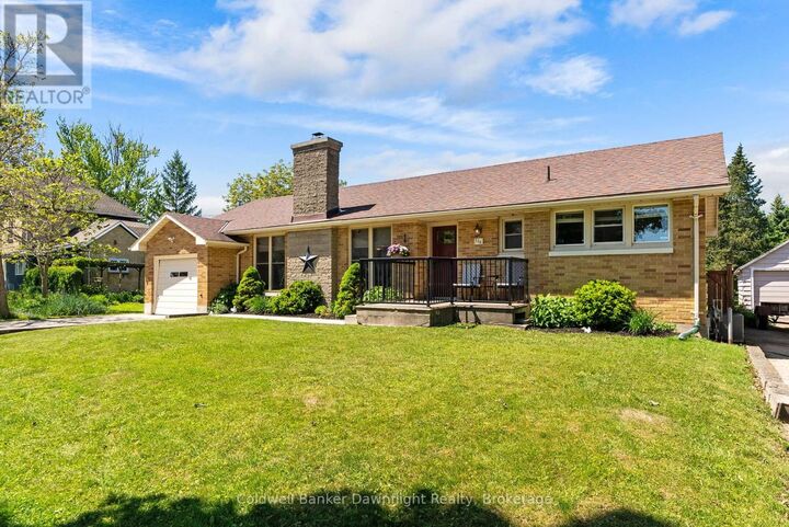 Property Photo: 116 Sanders Street East ON N0M 1S1