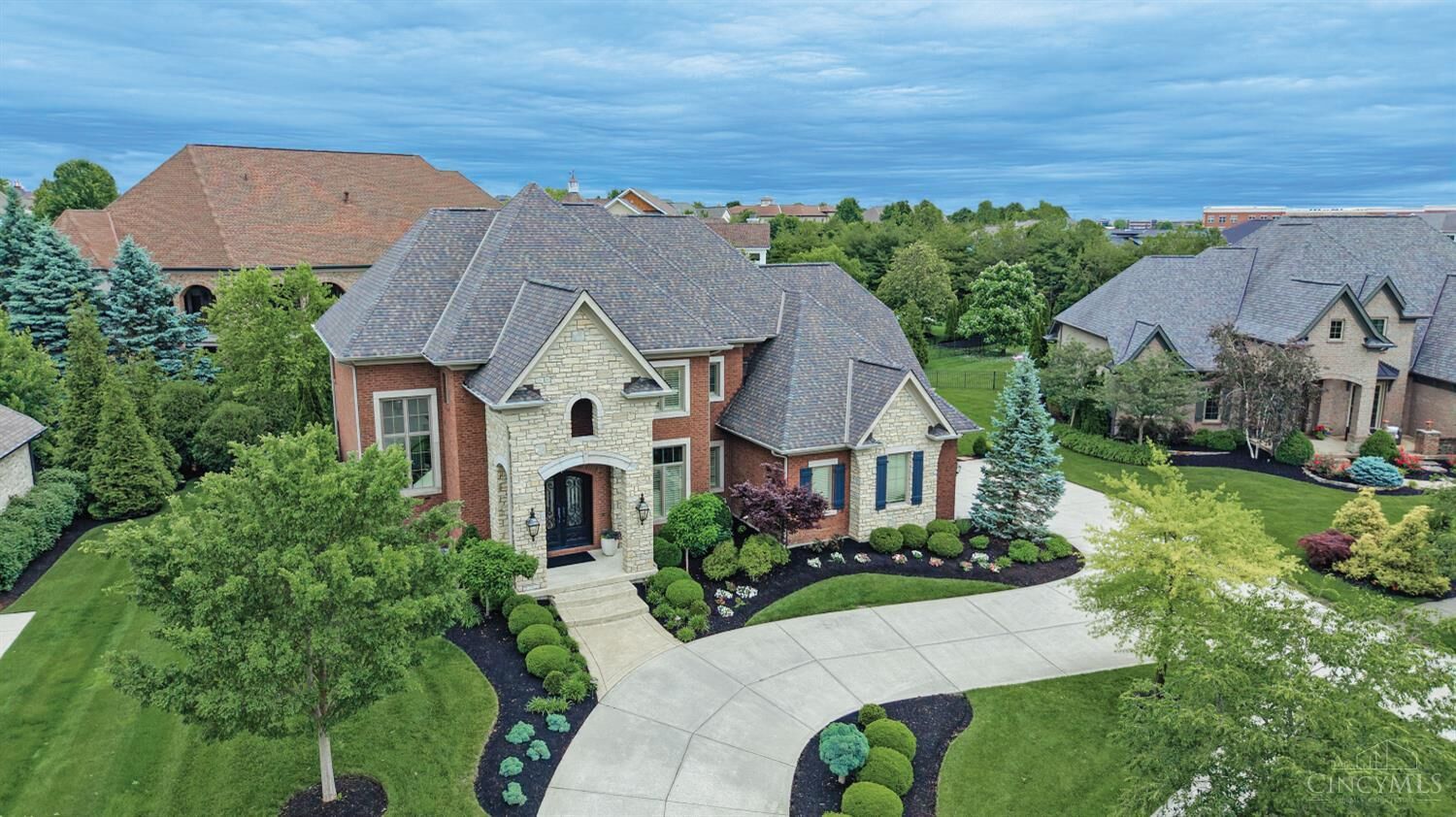 Property Photo:  8880 Bayside Court  OH 45040 