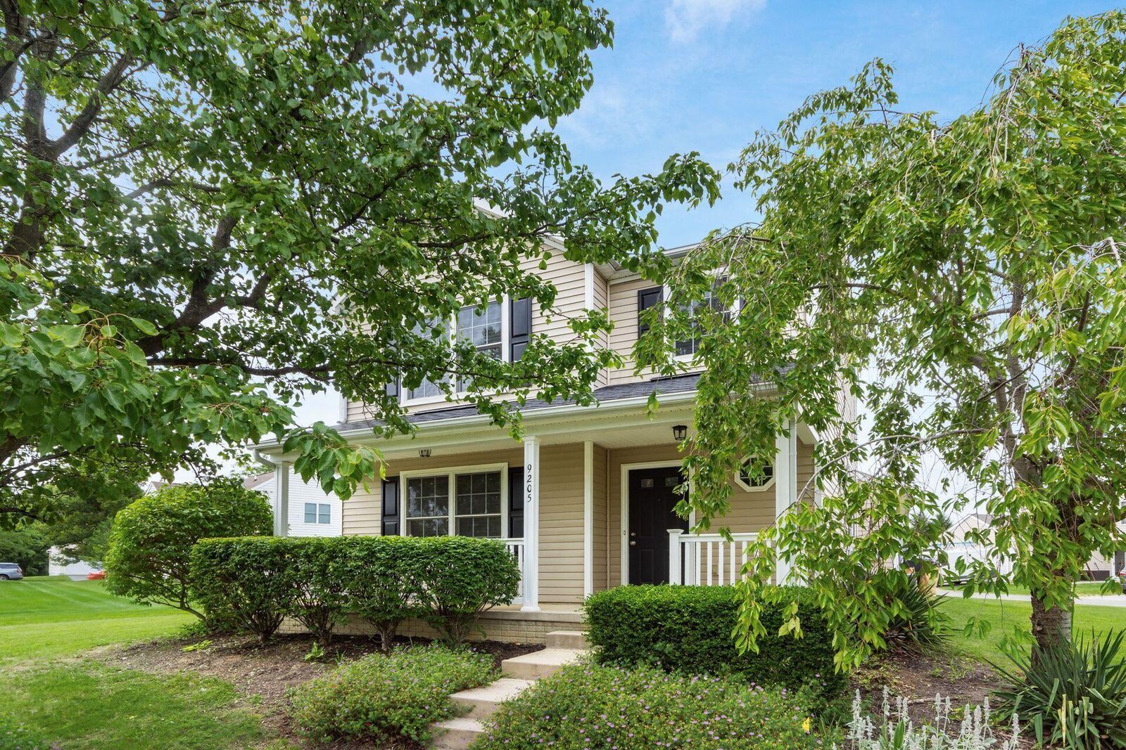 Property Photo:  9205 Musket Place  OH 43146 