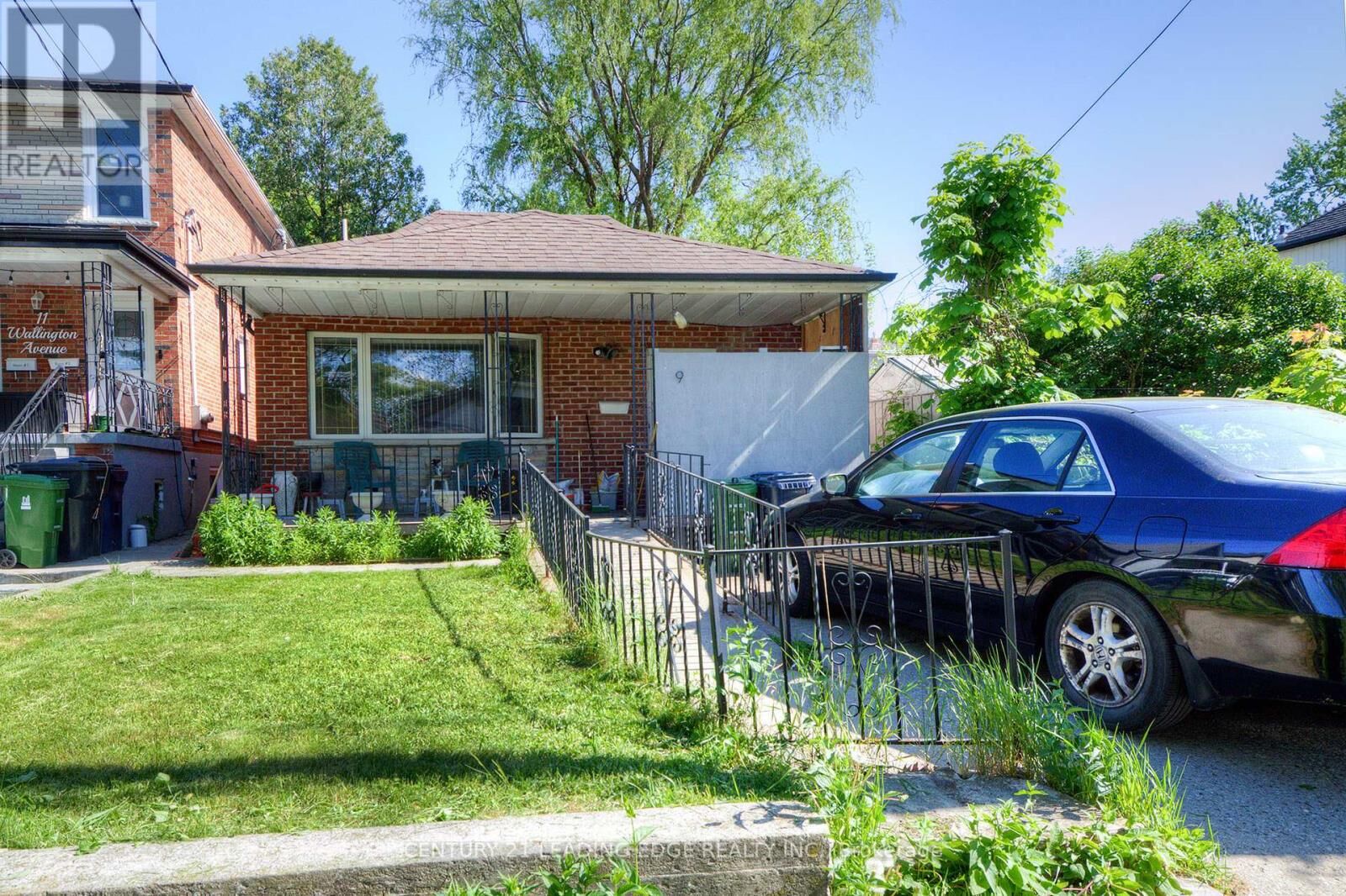 Property Photo: 9 Wallington Avenue ON M4C 2M7