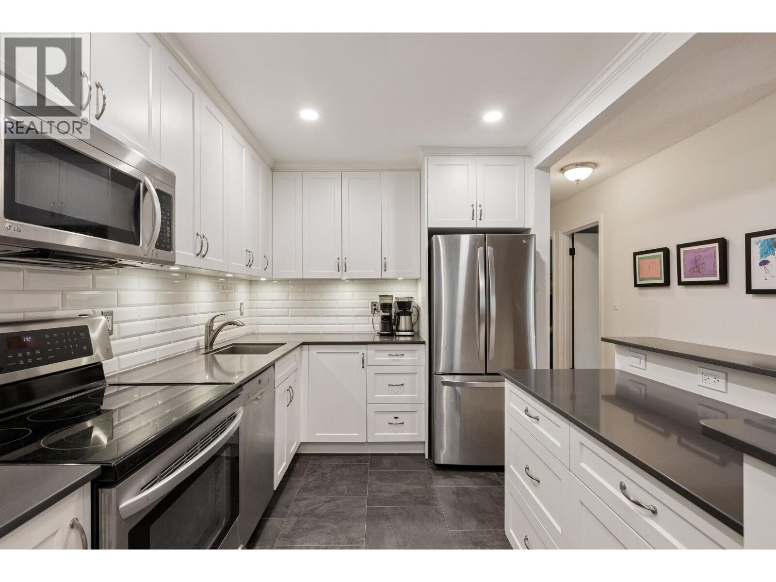 Property Photo:  310 East 3rd Street 209  BC V7L 1E9 