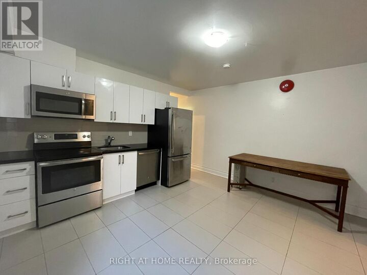 Property Photo: 95 D'Arcy Street 1 ON M5T 1J9
