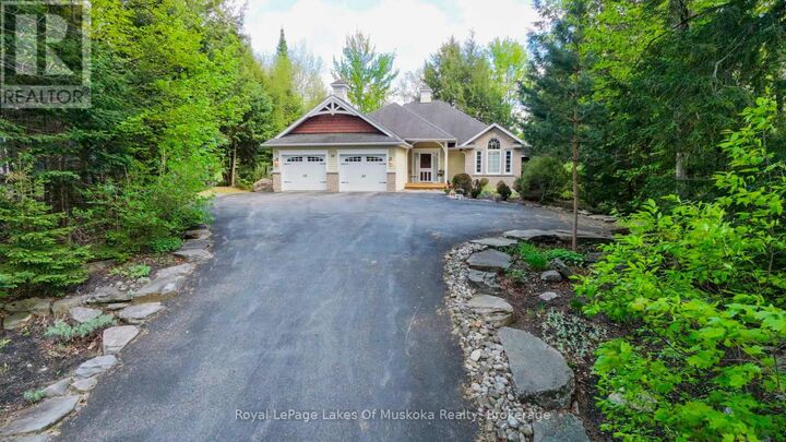 Property Photo:  20 Deerhurst Highlands Drive  ON P1H 1B1 