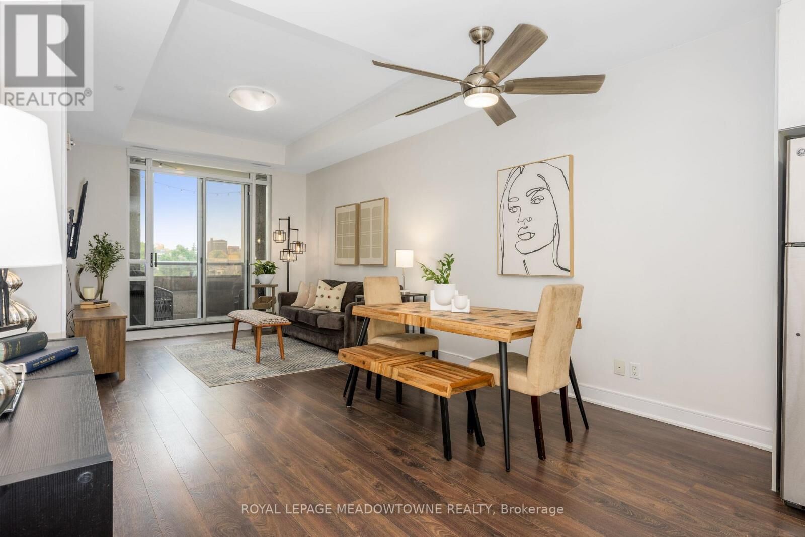 Property Photo:  150 Main Street West 505  ON L8P 1H8 