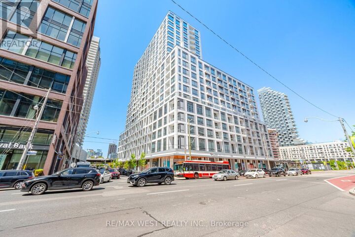Property Photo:  15 Richardson Street 2101  ON M5A 0Y5 