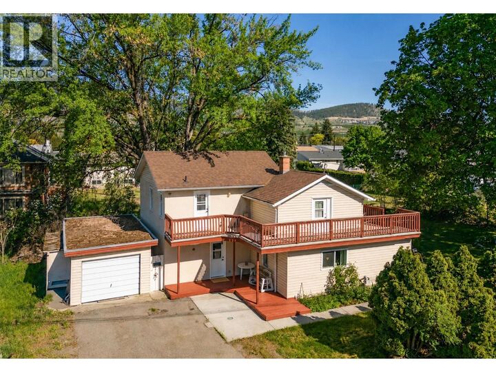 725 Fraser Road — photo 1