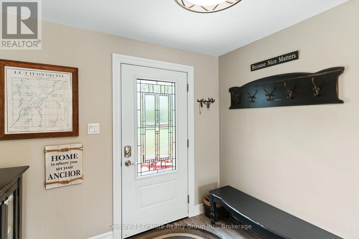 Property Photo: 1063 Tiffany Lane ON K0M 2K0