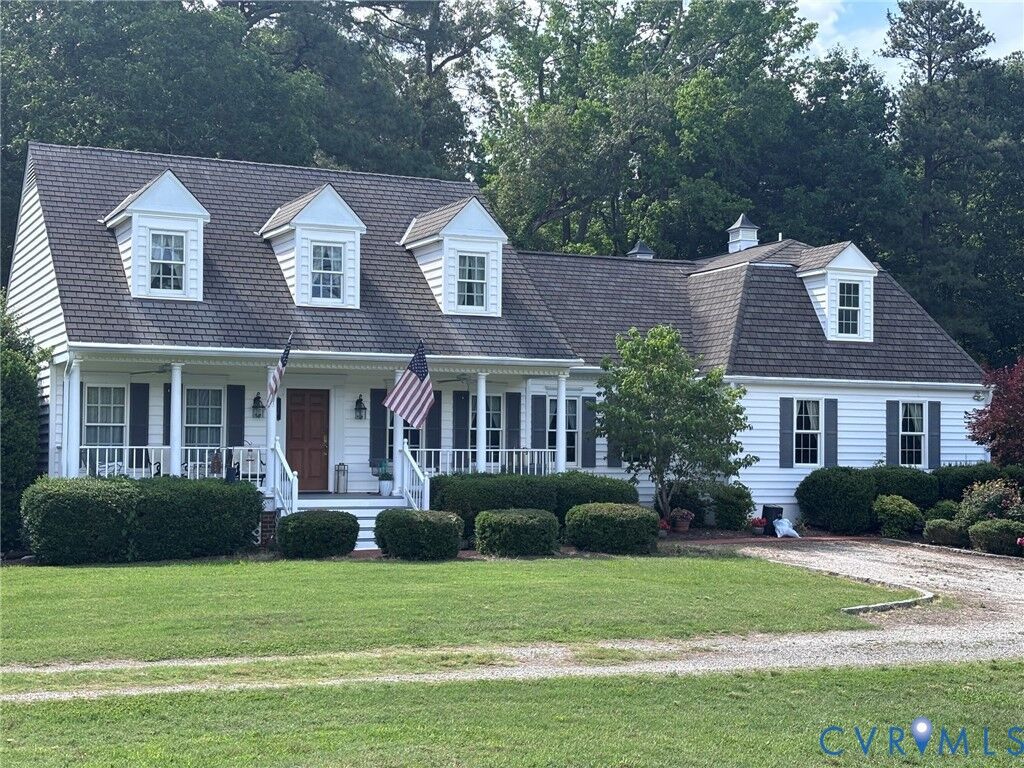 Property Photo: 240 Vinita Circle VA 23238