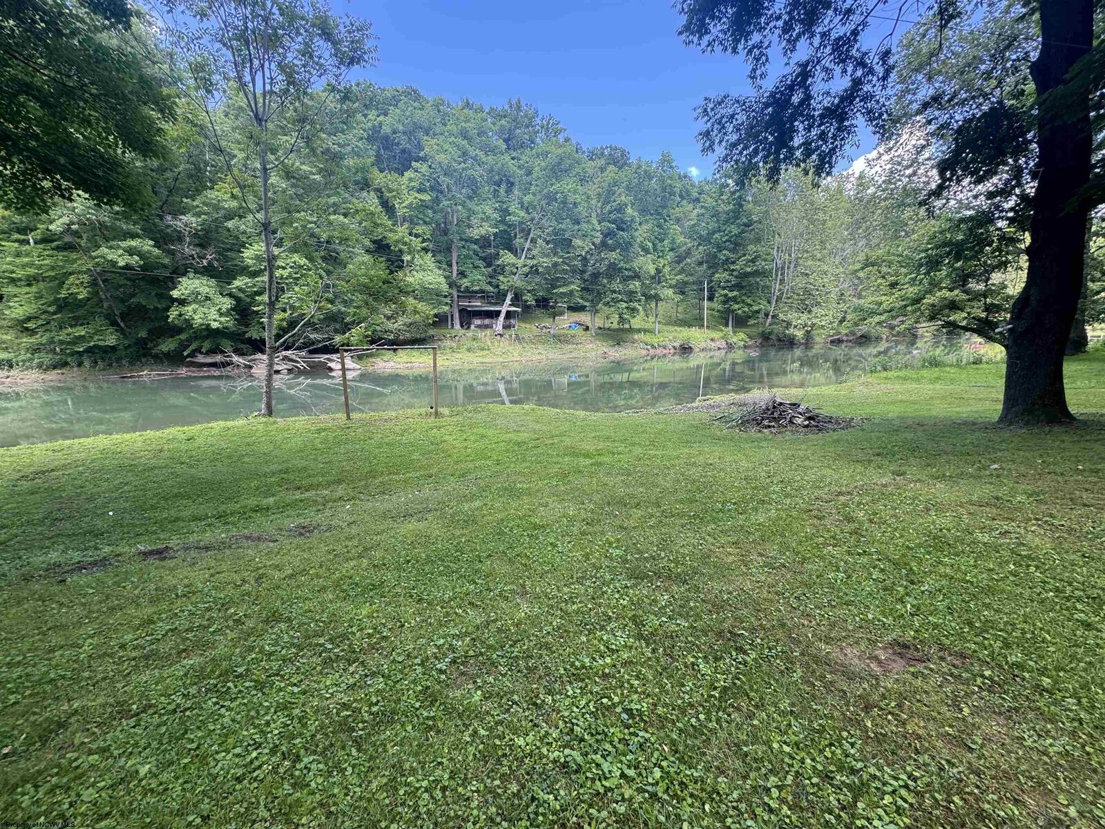 Property Photo:  1050 McGee Lane  WV 26238 