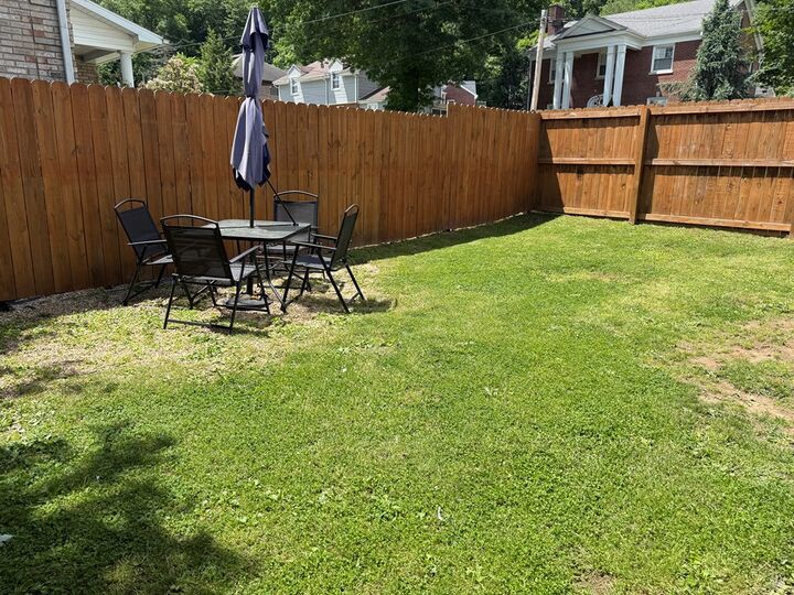 Property Photo:  525 College  KY 41240 