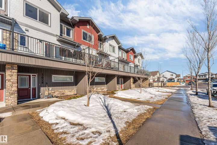 Property Photo: 1624 33A Street NW AB T6T 0Y1