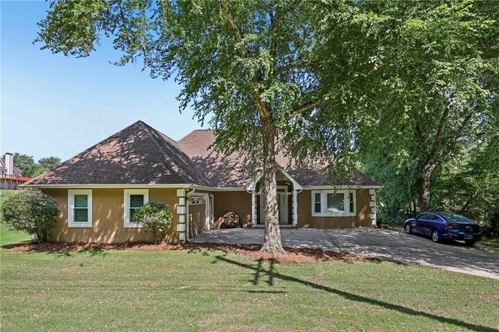 Property Photo: 230 County Line Auburn Road GA 30011